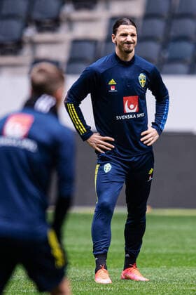 210330 Zlatan Ibrahimovic of the Swedish national football team during a training session on March 30, 2021 in Stockholm Photo Joel Marklund BILDBYRAN kod JM JM0100 bbeng fotboll football soccer fotball sverige sverige a sweden träning practice training,  Copyright: JOELxMARKLUND BB210330JM044