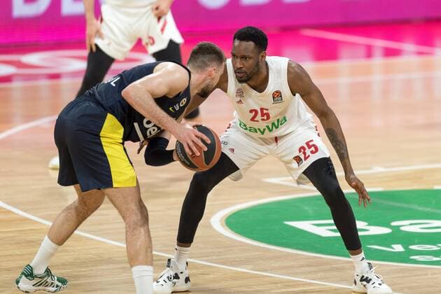 Basketball, Euroleague, day0 03 2021, FC Bayern Munich Fenerbahce Istanbul Pictured Jan VESELY Fenerbache Instanbul, 24 and JaJuan JOHNSON FC Bayern Munich, 25 Munich Audi Dome Bayern Germany. Copyright: Passion2Press.dex xMarkusxFischerx