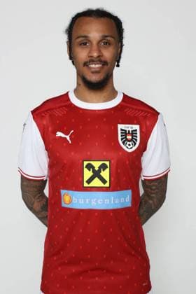 SOCCER - OEFB, team photo shoot VIENNA,AUSTRIA,29.MAR.21 - SOCCER - OEFB, Oesterreichischer Fussball-Bund, team photoshooting. Image shows Valentino Lazaro (AUT).  GEPAxpictures xPhilippxBrem