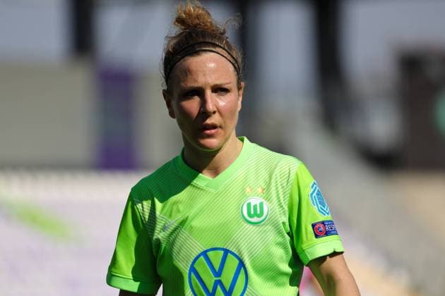 Football, Women, Svenja Huth extends contract at VfL Wolfsburg - Archive pictures