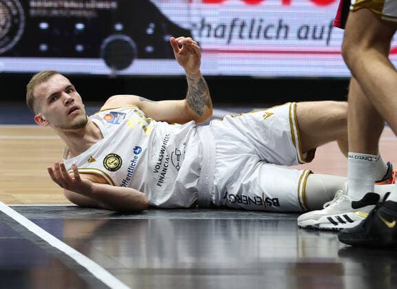 Löwen Braunschweig vs Bonn, BBL Braunschweig, 31 03 2021, BASKETBALL easyCredit BBL Basketball Bundesliga, Löwen Braunschweig vs Telekom Baskets Bonn, season 2020 21 Amas Velicka Löwen Braunschweig Braunschweig