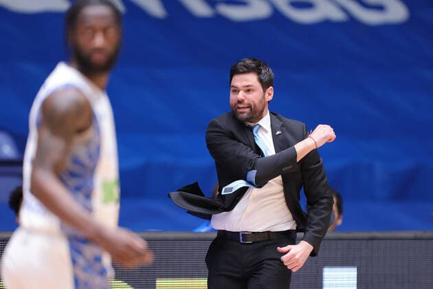 Fraport Skyliners NINERS Chemnitz, easyCredit BBL tantrum of coach Sebastian Gleim Fraport Skyliners Basketball match of the easyCredit BBL between Fraport Skyliners and NINERS Chemnitz on 1 April 2021 at Fraport Arena in Frankfurt am Main , Frankfurt am Main Hesse Germany Fraport Arena