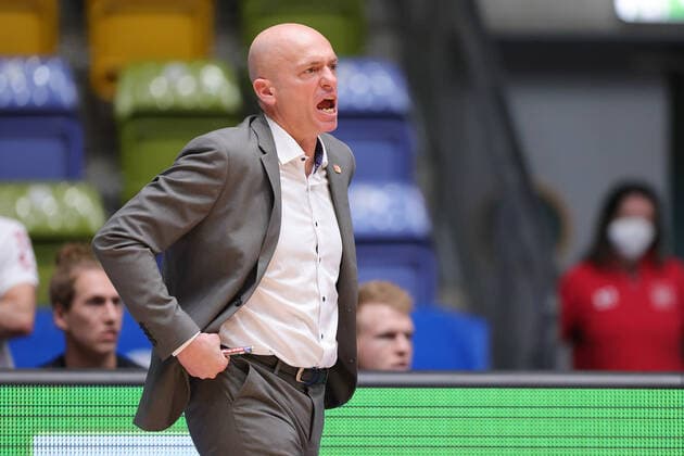 Fraport Skyliners NINERS Chemnitz, easyCredit BBL coach Rodrigo Pastore Niners Chemnitz Basketball match of the easyCredit BBL between Fraport Skyliners and NINERS Chemnitz on 1 April 2021 at Fraport Arena in Frankfurt am Main , Frankfurt am Main Hessen Germany Fraport Arena