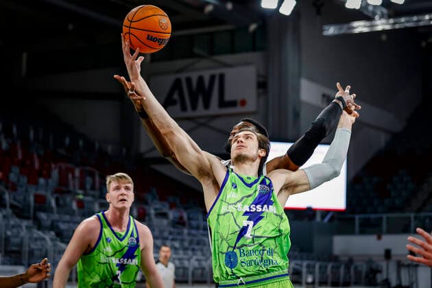 Front 07 Ethan Happ Dinamo Banco di Sardegna Sassari Basketball Champions League 2020 21, Playoof Matchday 5, Brose Bamberg Dinamo Sassari 01 04 2021, Bamberg, Brose Arena Foto Copyright: DanielxLöb