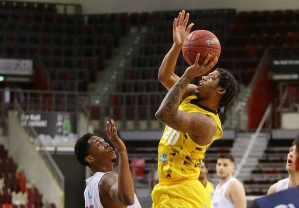 Ludwigsburg , Basketball easyCredit BBL Bundesliga , MHP RIESEN Ludwigsburg vs SYNTAINICS MBC , from left Kyndahl Hill MBC Desi Rodriguez Riesen