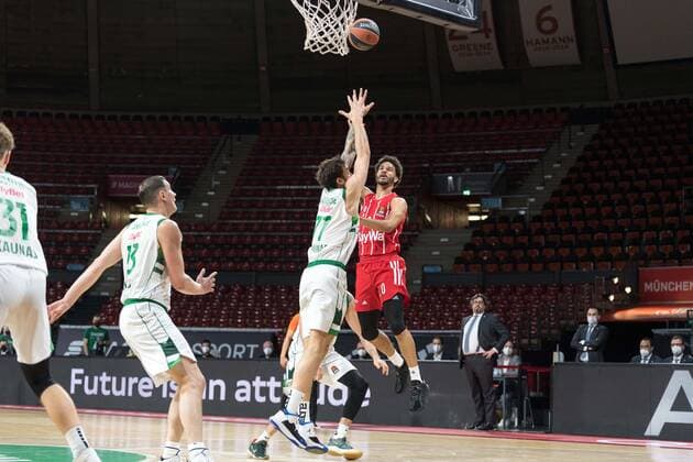 Basketball, Euroleague, day0 04 2021, FC Bayern Munich Zalgiris Kaunas Pictured Nick WEILER BABB FC Bayern Munich, 0 and Joffrey LAUVERGNE Zalgiris Kaunas, 77 Munich Audi Dome Bayern Germany. Copyright: Passion2Press.dex xMarkusxFischerx