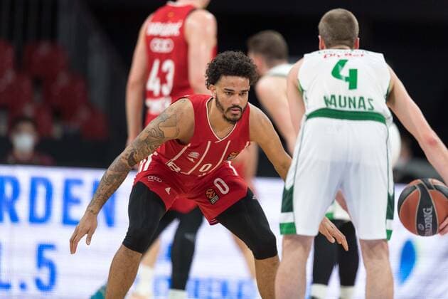 Basketball, Euroleague, day0 04 2021, FC Bayern Munich Zalgiris Kaunas Pictured Nick WEILER BABB FC Bayern Munich, 0 and Lukas LEKAVICIUS Zalgiris Kaunas, 4 Munich Audi Dome Bayern Germany. Copyright: Passion2Press.dex xMarkusxFischerx