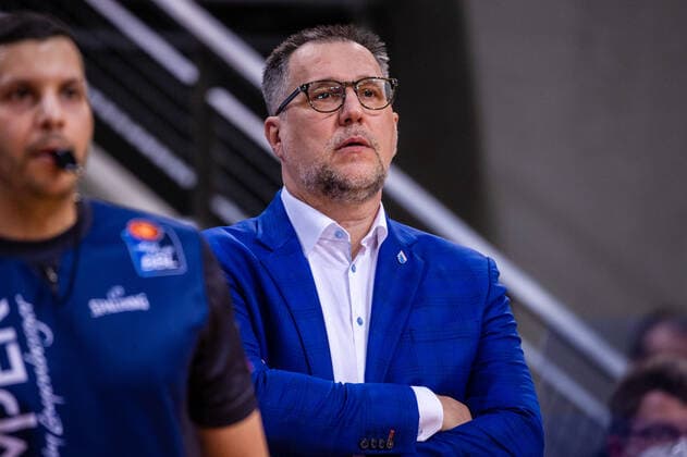 Silvano Poropat Headcoach SYNTAINICS MBC 1 Basketball Bundesliga easyCredit BBL MHP RIESEN Ludwigsburg SYNTAINICS MBC on 01 04 2021 in Ludwigsburg MHPArena , Baden Wuerttemberg, Germany Ludwigsburg 01 04 21 Basketball , 01 04 2021, Ludwigsburg Germany xpxsdx