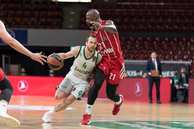 Basketball, Euroleague, day0 04 2021, FC Bayern Munich Zalgiris Kaunas Pictured Lukas LEKAVICIUS Zalgiris Kaunas, 4 and James GIST III FC Bayern Munich, 21 Munich Audi Dome Bayern Germany. Copyright: Passion2Press.dex xMarkusxFischerx