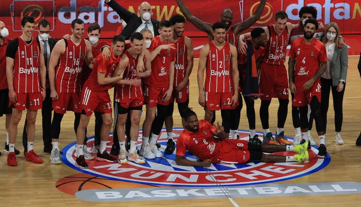 01 04 2021, EuroLeague, FC Bayern Basketball vs Kaunas, Basketball, Audi Dome Muenchen, Sport, in picture FCB Basket with winner pose