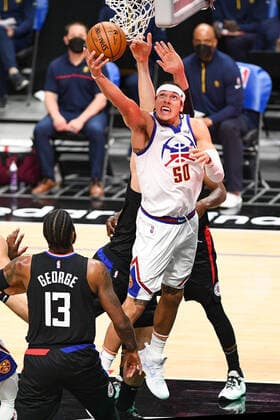 LOS ANGELES, CA - APRIL 01: Denver Nuggets Forward Aaron Gordon (50) makes a move inside during a NBA, Basketball Herren, USA game between the Denver Nuggets and the Los Angeles Clippers on April 1, 2021 at STAPLES Center in Los Angeles, CA. The game was played without fans due to the COVID-19 pandemic. (Photo by Brian Rothmuller Icon Sportswire) NBA: APR 01 Nuggets at Clippers Icon210401014