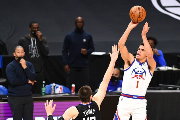 LOS ANGELES, CA - APRIL 01: Denver Nuggets Forward Michael Porter Jr. (1) shoots over Los Angeles Clippers Center Ivica Zubac (40) during a NBA, Basketball Herren, USA game between the Denver Nuggets and the Los Angeles Clippers on April 1, 2021 at STAPLES Center in Los Angeles, CA. The game was played without fans due to the COVID-19 pandemic. (Photo by Brian Rothmuller Icon Sportswire) NBA: APR 01 Nuggets at Clippers Icon210401025