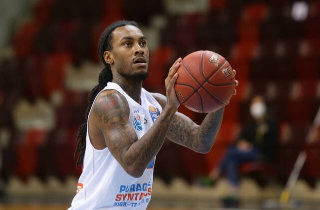 Ludwigsburg , Basketball easyCredit BBL Bundesliga , MHP RIESEN Ludwigsburg vs SYNTAINICS MBC , Anthony Barber MBC