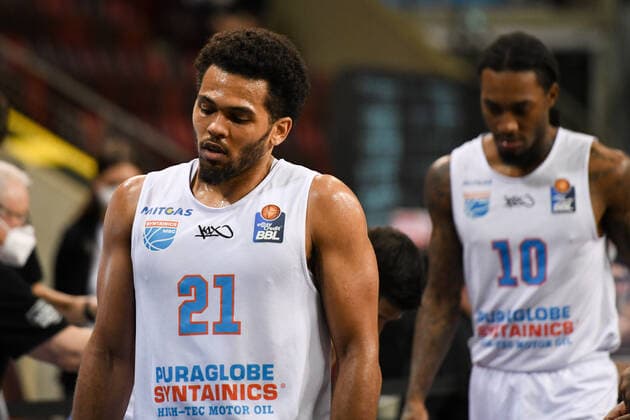 Quinton Hooker Syntainics MBC and Anthony Barber Syntainics MBC is disappointed with the defeat, GER, MHP Riesen Ludwigsburg vs Syntainics MBC Weißenfels, 01 04 2021, 29 Spieltag easycredit Basketball Bundesliga, Spielzeit 2020 2021 GER, MHP Riesen Ludwigsburg vs Syntainics MBC Weißenfels, 01 04 2021, 29 Spieltag easycredit Basketball Bundesliga, Spielzeit 2020 2021 Ludwigsburg Copyright: xEibnerxPressefoto MichaelxMemmlerx EP_MMR