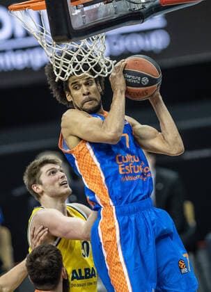 Basketball Euroleague, Alba Berlin Valencia Basket, Main Round, 33 Matchday, Mercedes Benz Arena ALBAs Ben Lammers l fights for the ball against Valencia Baskets Louis Labeyrie ALBA Berlin Valencia Basket