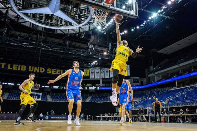 Basketball Berlin 02 04 2021 Euroleague Season 2020 2021 Alba Berlin Valencia Basket Peyton Siva Alba Berlin, No 03