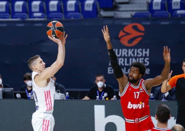 MATCH Matchday 33 Euroleague Men Madrid Real Madrid vs Olympiacos Piraeus Jaycee Carroll Madrid Madrid Madrid Spain Basketball  Copyright: xAlbaxPachecox