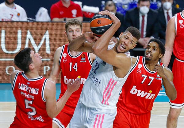 MATCH Matchday 33 Euroleague Mens Madrid Real Madrid vs Olympiacos Piraeus Edy Tavares Giannoulis Larentzakis Sasha Vezenkov Shaquielle Mckissic Madrid Madrid Spain Basketball  Copyright: xAlbaxPachecox