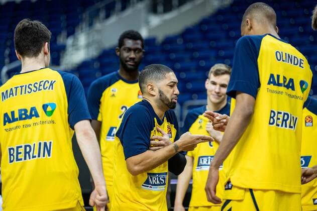 Basketball Berlin 02 04 2021 Euroleague Season 2020 2021 Alba Berlin Valencia Basket Peyton Siva Alba Berlin, No 03 Louis Olinde Alba Berlin, No 19