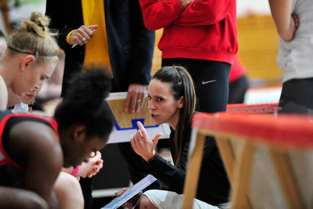 Basketball DBBL Play Offs GiroLive Panthers Osnabrück TSV 1880 Wasserburg on 03 04 2021 in the OSC Hall in Osnabrück Sidney Marie Parsons coach Wasserburg during team address BK