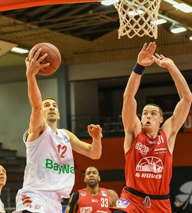 Diego Flaccadori, Scottie James JR 26 matchday, Basketball Bundesliga, Basketball season 2020 2021, Germany, easyCredit BBL, Germany, Giessen 46ers, giessen red, men, Jobstairs GIESSEN 46ers FC Bayern Munich, men, Munich in white
