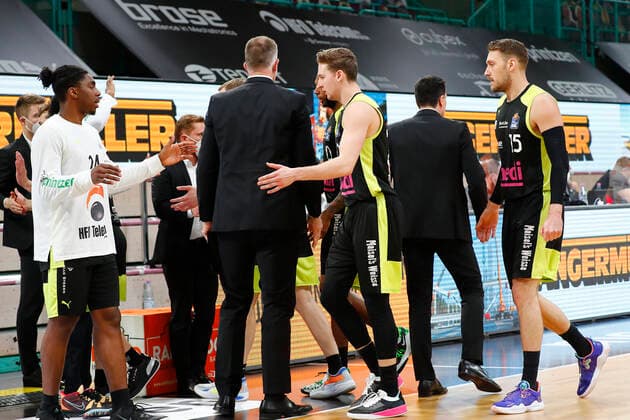 26 Matchday of the easyCredit BBL Basketball Bundesliga on 03 April 2021in the Oberfrankenhalle in Bayreuth Bavaria Germany season 2020 2021 Medi Bayreuth vs RASTA Vechta timeout
