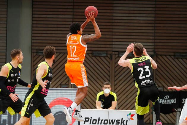 26 Matchday of the easyCredit BBL Basketball Bundesliga on 03 April 2021in the Oberfrankenhalle in Bayreuth Bavaria Germany Season 2020 2021 Medi Bayreuth vs RASTA Vechta David Walker Medi Bayreuth23 right Edgar Sosa RASTA Vechta 12 left