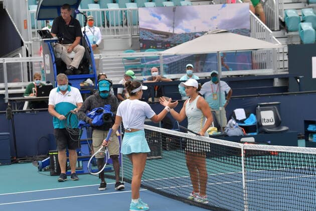 April 3, 2021, Miami Gardens, Florida, United States Of America: MIAMI GARDENS, FLORIDA - APRIL 03: ((NO SALES TO NEW YORK POST) Ashleigh Barty of Australia poses with the winner s trophy after defeating Bianca Andreescu of Canada during the women s singles finall of the Miami Open at Hard Rock Stadium on April 03, 2021 in Miami Gardens, Florida....People: Ashleigh Barty Miami Gardens United States Of America - ZUMAs214 20210403_zda_s214_010 Copyright: xSMGx