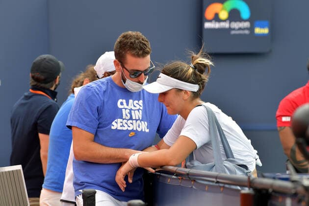 April 3, 2021, Miami Gardens, Florida, United States Of America: MIAMI GARDENS, FLORIDA - APRIL 03: (NO SALES TO NEW YORK POST) Ashleigh Barty of Australia defeats Bianca Andreescu of Canada during the women s singles final at the Miami Open at Hard Rock Stadium. Bianca Andreescu breaks down and cries when she is forced to withdraw due to an ankle injury on April 03, 2021 in Miami Gardens, Florida....People: Bianca Andreescu Miami Gardens United States Of America - ZUMAs214 20210403_zda_s214_191 Copyright: xSMGx