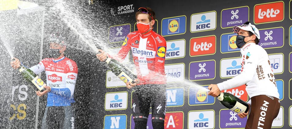 Bilder des Jahres 2021, Sport 04 April Sport Themen der Woche KW13 Sport Bilder des Tages Dutch Mathieu van der Poel of Alpecin-Fenix, Danish Kasper Asgreen of Deceuninck - Quick-Step and Belgian Greg Van Avermaet of AG2R Citroen Team pictured on the podium after the 105th edition of the Ronde van Vlaanderen - Tour des Flandres - Tour of Flanders one day cycling race, 254km from Antwerp to Oudenaarde, Sunday 04 April 2021. DAVIDxPINTENS  x2687579x