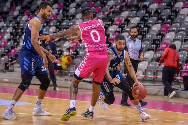 easyCredit BBL, Telekom Baskets Bonn vs Alba Berlin, 04 04 2021 Peyton Siva Alba Berlin 3 , Alex Hamilton Telekom Baskets Bonn 0 , easyCredit BBL, Telekom Baskets Bonn vs Alba Berlin on 04 04 2021 at Telekom Dome, Bonn Nordrhein Westfalen Copyright: xBEAUTIFULxSPORTS Mueller-Laschetx
