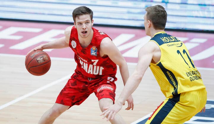 Basketball, BBL, s.Oliver Würzburg - EWE Baskets Oldenburg
