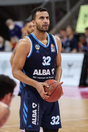 GER, Easycredit BBL, Telekom Baskets Bonn vs Alba Berlin 04 04 2021, Telekom Dome, Bonn, GER, Easycredit BBL, Telekom Baskets Bonn vs Alba Berlin, pictured Johannes Thiemann Alba Berlin 32 , concentrates on a free throw. nordphotoxGmBHx xMeuter nph00351