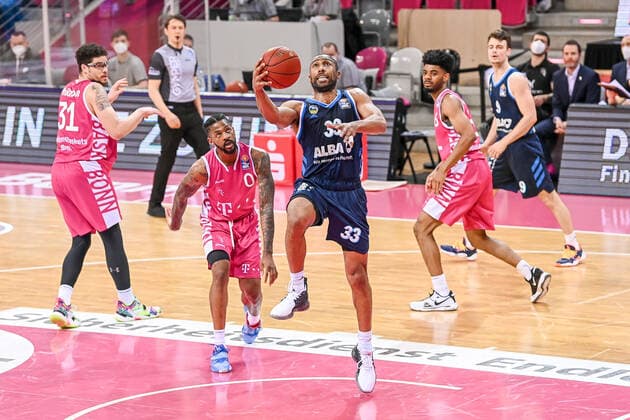easyCredit BBL, Telekom Baskets Bonn vs Alba Berlin, 04 04 2021 Jayson Granger Alba Berlin 33 , easyCredit BBL, Telekom Baskets Bonn vs Alba Berlin on 04 04 2021 at Telekom Dome Bonn, Bonn Nordrhein Westfalen Copyright: xBEAUTIFULxSPORTS Mueller-Laschetx