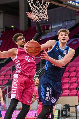 easyCredit BBL, Telekom Baskets Bonn vs Alba Berlin, 04 04 2021 Ben Lammers Alba Berlin 50 , easyCredit BBL, Telekom Baskets Bonn vs Alba Berlin on 04 04 2021 at Telekom Dome Bonn, Bonn Nordrhein Westfalen Copyright: xBEAUTIFULxSPORTS Mueller-Laschetx