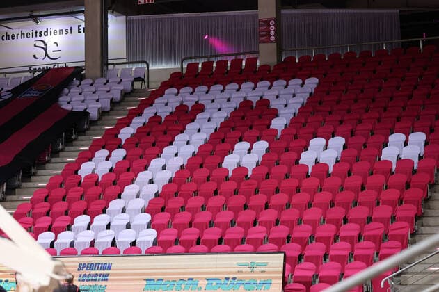 GER, Easycredit BBL, Telekom Baskets Bonn vs Alba Berlin 04 04 2021, Telekom Dome, Bonn, GER, Easycredit BBL, Telekom Baskets Bonn vs Alba Berlin, in the picture empty seats. nordphotoxGmBHx xMeuter nph00351