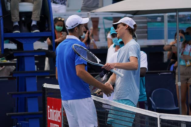 MIAMI GARDENS, FL - APRIL 04: Hubert Hurkacz (POL), left, wins the menÕs finals, playing Yannik Sinner (ITA), of the Miami Open on April 4, 2021, at Hard Rock Stadium in Miami Gardens, Florida (Photo by Michele Eve Sandberg Icon Sportswire) TENNIS: APR 04 Miami Open Icon2104041374