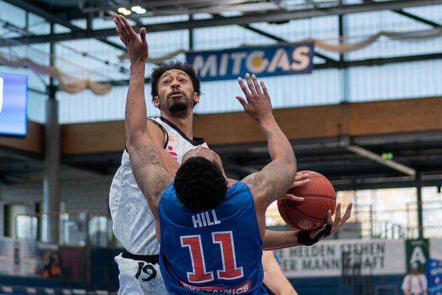 Syntainics MBC Niners Chemnitz, Basketball, Bundesliga, Men, 2020 2021, 26 Matchday, 05 04 2021, v l Johnathan Williams Chemnitz, 19 , Kyndahl Hill MBC, 11 Syntainics MBC Niners Chemnitz, Basketball, Bundesliga, Men, 2020 2021, 26 Matchday, 05 04 2021, Weissenfels. Copyright: xSchulz Eibner-Pressefotox ep_esz