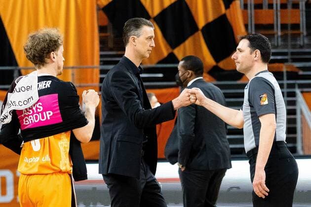 Final score 91 57, Ratiopharm Ulm wins at home against Loewen Braunschweig GER, Ratiopharm Ulm vs Loewen Braunschweig, easycredit 1 Bundesliga Basketball, 26 Matchday, Season 2020 21, 05 04 2021 Ratiopharm Ulm vs Loewen Braunschweig, 1 Basketball Bundesliga Neu Ulm Copyright: xEibner-Pressefoto RogerxBuerkex EP_EER