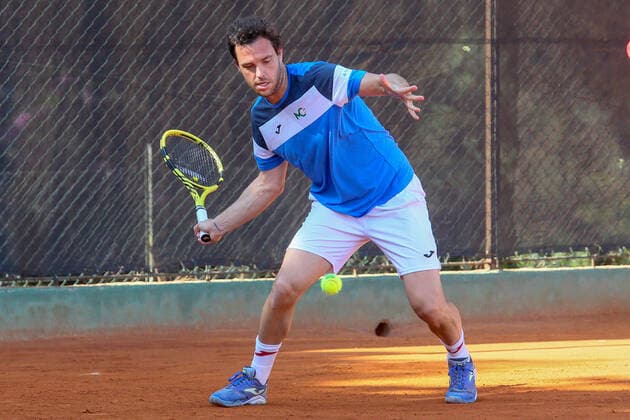 ATP, Tennis Herren Tour 250 2021 Sardegna Open Tennis CAGLIARI, ITALY, APR 05: Marco Cecchinato attends a training session during the ATP Tour 250 Sardegna Open in Cagliari, Italy on April 05, 2021. Cagliari Tennis Club Cagliari Italy 6460_236679 Copyright: xGiampieroxSposito PentaxPressx