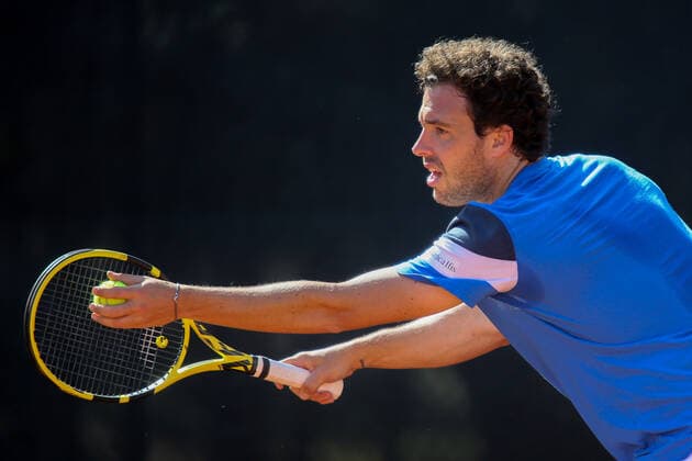 ATP, Tennis Herren Tour 250 2021 Sardegna Open Tennis CAGLIARI, ITALY, APR 05: Marco Cecchinato attends a training session during the ATP Tour 250 Sardegna Open in Cagliari, Italy on April 05, 2021. Cagliari Tennis Club Cagliari Italy 6460_236682 Copyright: xGiampieroxSposito PentaxPressx