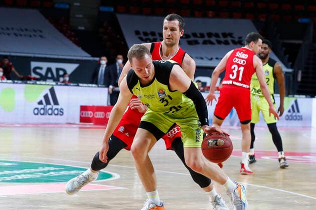 29 Matchday of the easyCredit BBL Basketball Bundesliga on 06 April 2021at the Audi Dome in Munich Bavaria Germany Season 2020 2021 FC Bayern München vs Medi Bayreuth Paul Zipser FC Bayern München 16 left Osvaldas Olisevicius Medi Bayreuth 31 right