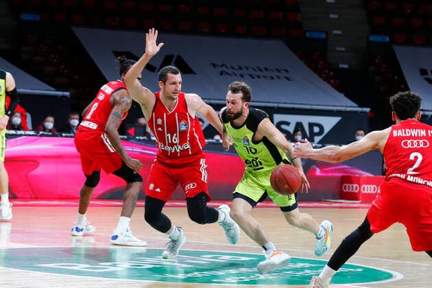29 Matchday of the easyCredit BBL Basketball Bundesliga on 06 April 2021at the Audi Dome in Munich Bavaria Germany Season 2020 2021 FC Bayern München vs Medi Bayreuth Paul Zipser FC Bayern München 16 left Bastian Doreth Medi Bayreuth 10 right