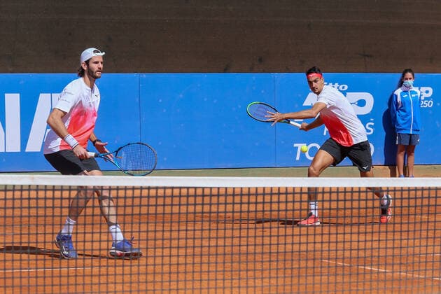 2021 Sardegna Open Tennis - 20210406 CAGLIARI, ITALY, APR 06: Andrea Vavassori and Lorenzo Sonego in action during the ATP, Tennis Herren Tour 250 Sardegna Open tennis match in Cagliari, Italy on April 06, 2021. Cagliari Tennis Club Cagliari Italy 6463_236785 Copyright: xGiampieroxSposito PentaxPressx