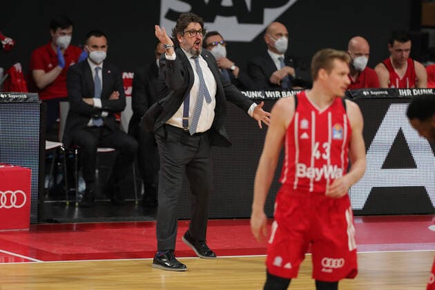 Head coach Andrea Trinchieri Muenchen GER, FC Bayern Basketball vs medi bayreuth, basketball, easy Credit BBL, 2020 2021 season, 06 04 2021, GER, FC Bayern Basketball vs medi bayreuth, basketball, easy Credit BBL, 2020 2021 season, 06 04 2021, Muenchen. Copyright: xEIBNER MarcelxEngelbrechtx EP_EER