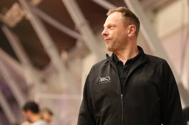 07 04 2021 Basketball Season 2019 2020 2 Bundesliga Pro A 12 Spieltag Nürnberg Falcons Basketball Club NBC Bayer Giants Leverkusen DaMa Ralph Junge Coach General Manager Headcoach Nürnberg Falcons BC NBC reflective