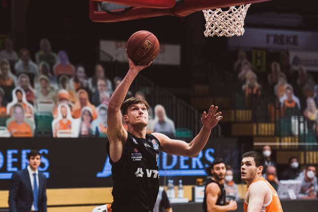 easyCredit BBL 29 Matchday RASTA Vechta vs Hamburg Towers, 07 04 2021 Maik Kotsar Hamburg Towers, 11 easyCredit BBL 29 Matchday RASTA Vechta vs Hamburg Towers on 07 04 2021 in Vechta RASTA Dome , Germany, Copyright: xBEAUTIFULxSPORTS Neddermannx