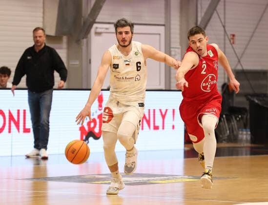 07 04 2021 Basketball Saison 2019 2020 2 Bundesliga Pro A 12 Spieltag Nürnberg Falcons Basketball Club NBC Bayer Giants Leverkusen DaMa Ralph Junge Trainer Geschäftsführer Headcoach Nürnberg Falcons BC NBC Martin Bogdanov 6, Nürnberg Falcons BC NBC Wyatt Lohaus 2, Bayer Giants Leverkusen