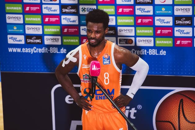 easyCredit BBL 29 Matchday RASTA Vechta vs Hamburg Towers, 07 04 2021 Joshua Adam Young RASTA Vechta, 8 easyCredit BBL 29 Matchday RASTA Vechta vs Hamburg Towers on 07 04 2021 in Vechta RASTA Dome , Germany, Copyright: xBEAUTIFULxSPORTS Neddermannx