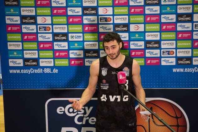 GER, Basketball, RASTA Vechta vs Hamburg Towers 07 04 2021, RASTA Dome, Vechta, GER, easy Credit BBL, RASTA Vechta vs Hamburg Towers, in the picture at Magenta Sport guest Max DILEO Hamburg Towers 3 nordphotoxRojahn nph00310